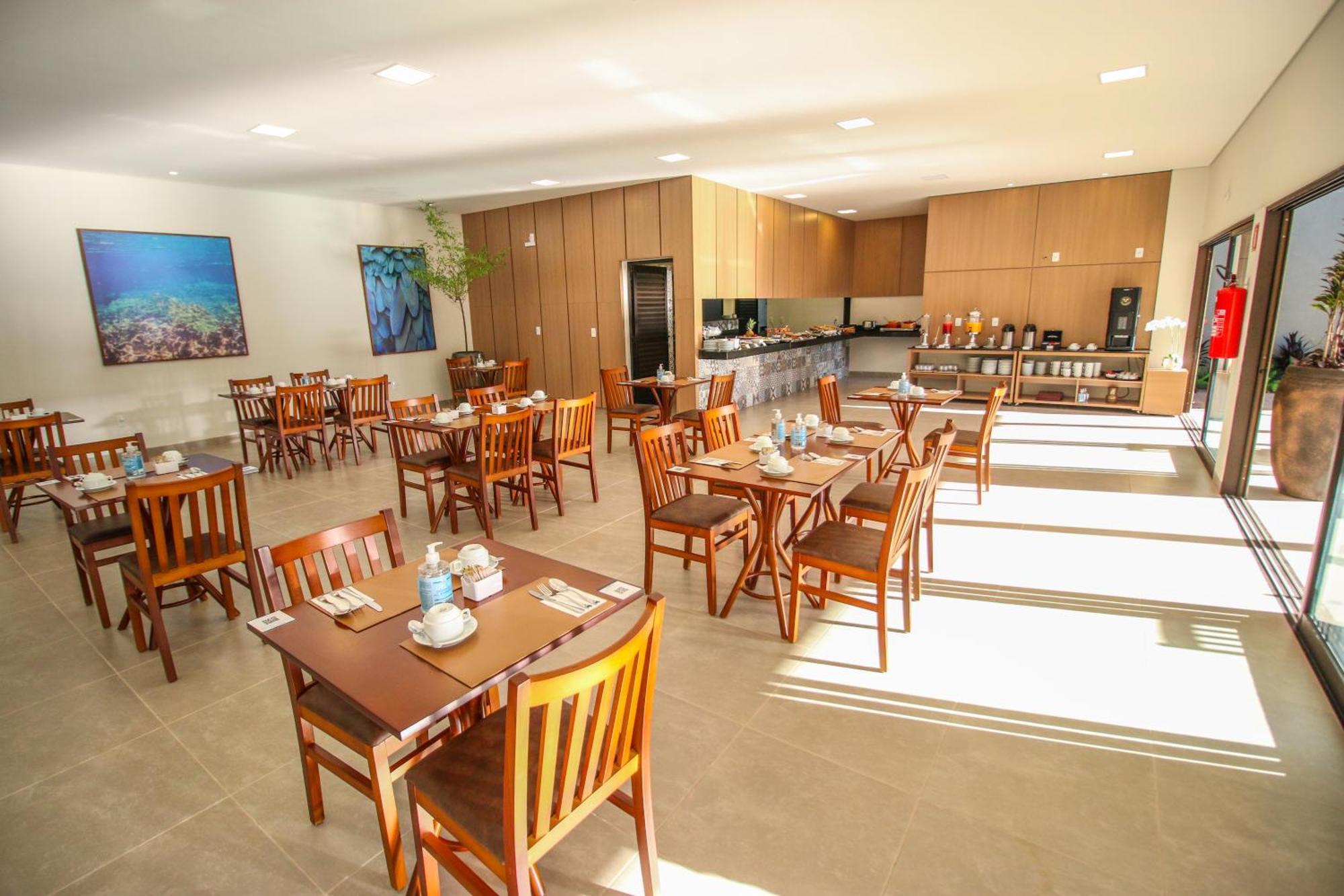 Promenade Hotel 4*